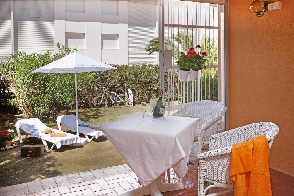 Casa Adosada En Platja De Pals By Apartaments Golf Экстерьер фото